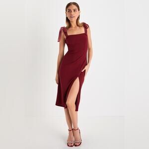 Lulus NWT Romantic Celebration Burgundy Tie Strap Midi Dress Size M